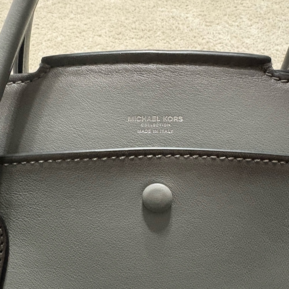 Michael Kors Handbag - Picture 4 of 6